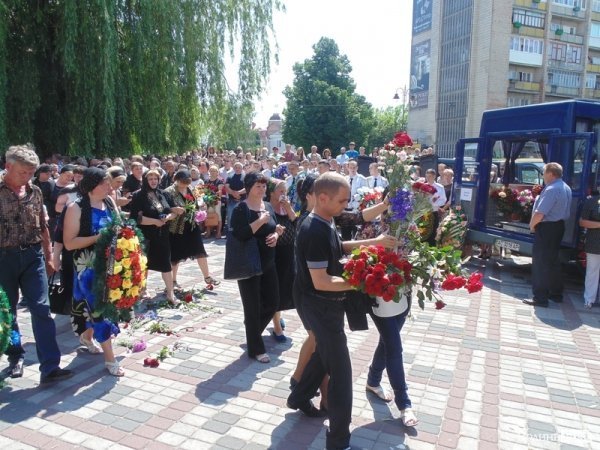 Громадська панахида за воїнами 51-ої бригади в Луцьку. ФОТО