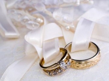 Священники розвінчали міф, що загублена обручка є передвісником розлучення