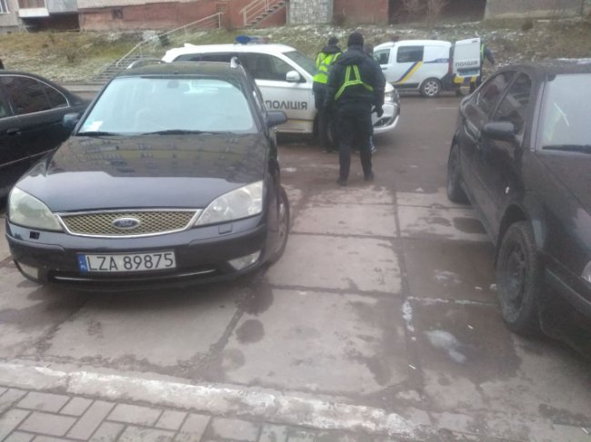 У місті на Волині два екіпажі патрульних вгамовували агресивного водія. ФОТО 