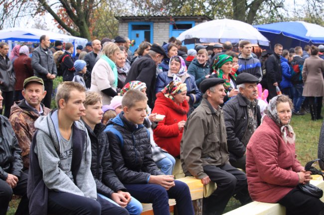 Реконструкція бою та щемливі пісні: фестиваль «Криївка Перця» у фото