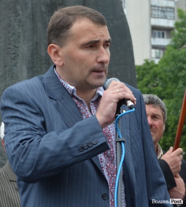 Луцьк вийшов на віче - захищати мову. ФОТО