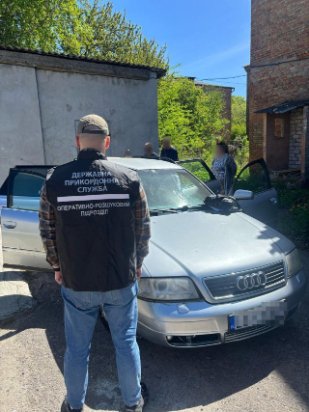 36-річний волинянин організував незаконне ввезення авто під виглядом  благодійної допомоги для ЗСУ