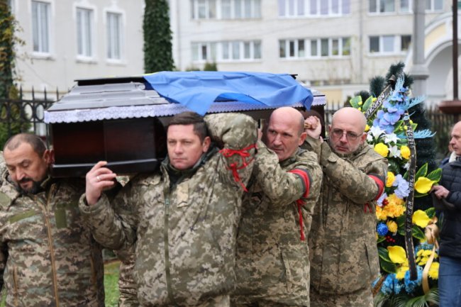 Луцьк попрощався з Героями Олександром Веремчуком та Костянтином Голубом