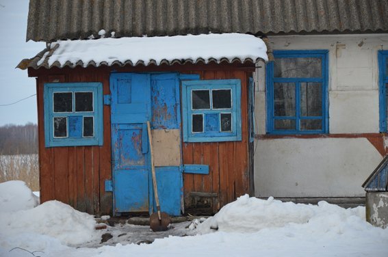 На Житомирщині горе-батьки залишили помирати від холоду 3-ох дітей