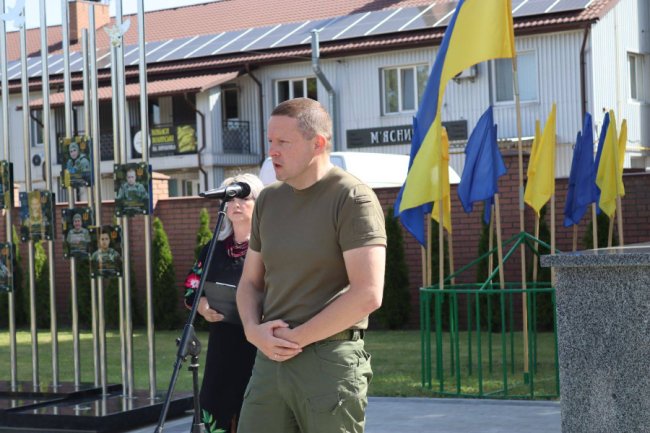 У Боратині відкрили Меморіал пам’яті Героїв