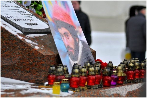 «Євронеділя» в Луцьку: віче, хода та панахида. ФОТО