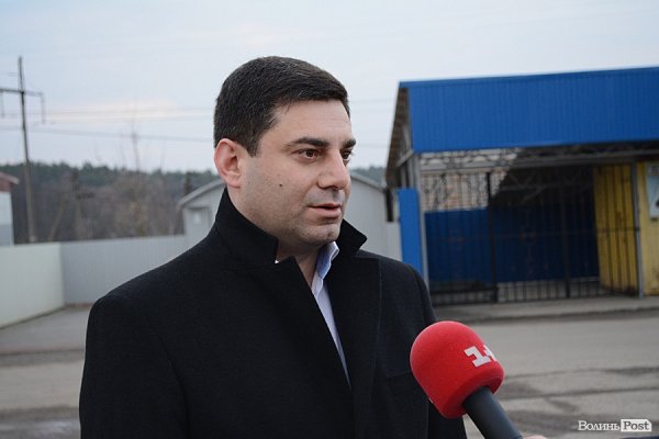 Мер Волновахи в Луцьку вшанував вбитих бійців з 51 бригади та героя Майдану. ФОТО