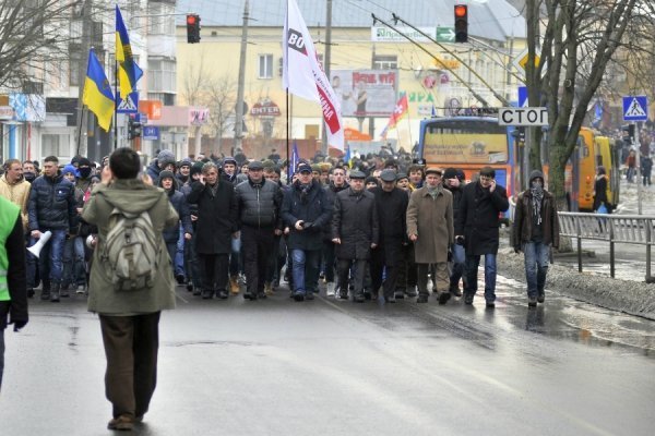 Луцьк. Віче і марш Майдану. ФОТО