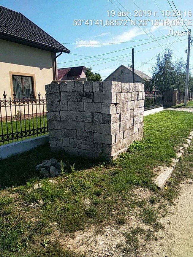 Муніципали покарали лучан, які створили сміттєзвалище. ФОТО