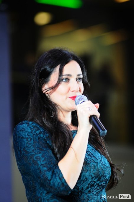 Соломія Вітвицька під час відкриття виставки «Переможці» в Луцьку