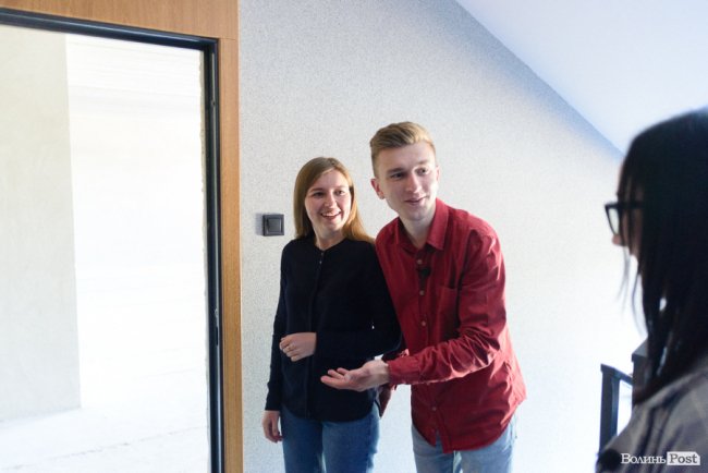 «Ми уявляли свій дім таким»: подружжя луцьких телеведучих обрало квартиру у ЖК  «StyleUP»* 