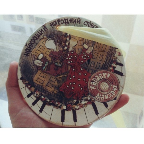 Лучанка  перемогла у народному вокальному шоу «Караоке на Майдані». ВІДЕО