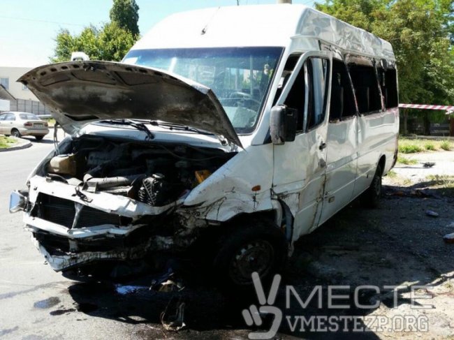 У Запоріжжі п’яний водій на «бляхах» спричинив масштабну смертельну аварію. ФОТО