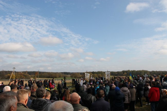 На Волині попрощалися з Героєм Віктором Войтком. ФОТО