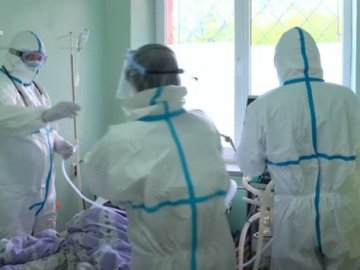 Понад пів сотні волинян, що хворіють на COVID-19, – у реанімації