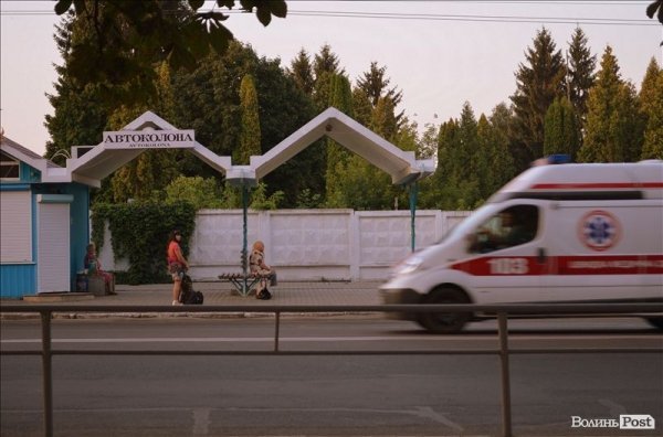 Дехто завжди на роботі