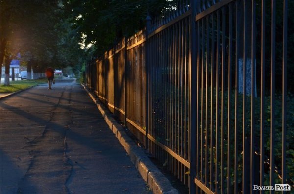 Сонце оживлює навіть метал