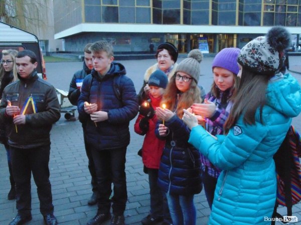 Лучанам передали Вифлиємський вогонь миру. ФОТО. ВІДЕО