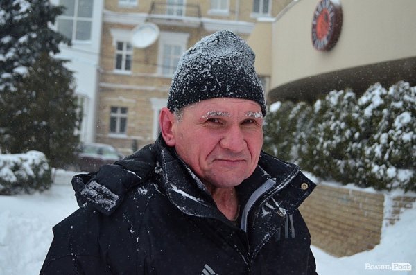 Луцьк замітає снігом. ФОТО