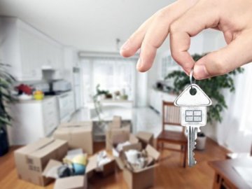 Червоний Хрест оплатить оренду житла для 100 родин біженців з України в Польщі