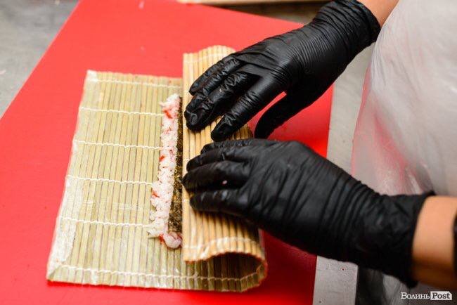 Луцький бренд «Мульти повар» тепер створює і продає крафтові цукерки*