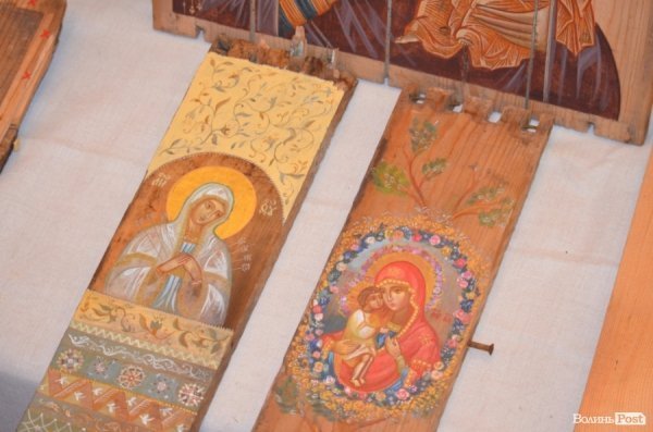 У Луцьку продавали ікони на потреби вояків АТО. ФОТО