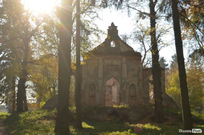 Відновити замок та збудувати ратушу: як планують «відроджувати» Олику. ФОТО
