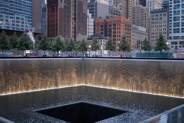 Меморіал жертвам теракту 11 вересня (Нью-Йорк)