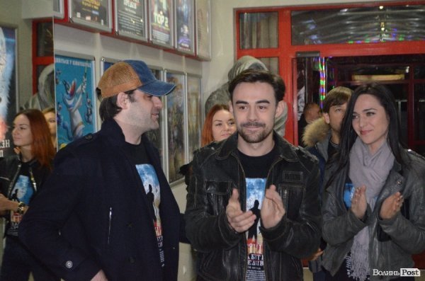 Режисер Любомир Левицький, актори Влад Никитюк і Роксолана Кравчук