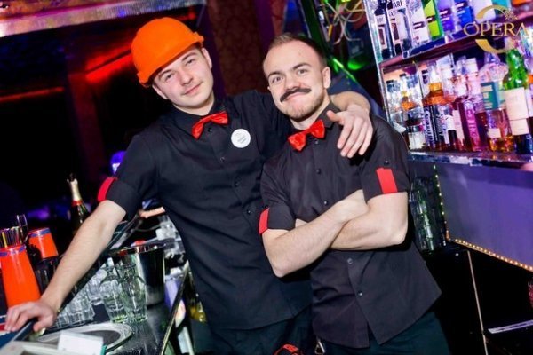 «Вусата вечірка» в луцькому клубі. ФОТО