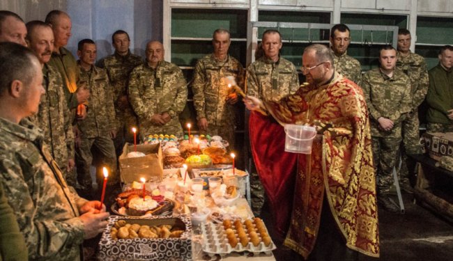 Як бійці волинської бригади зустрічають Великдень на передовій. ФОТО