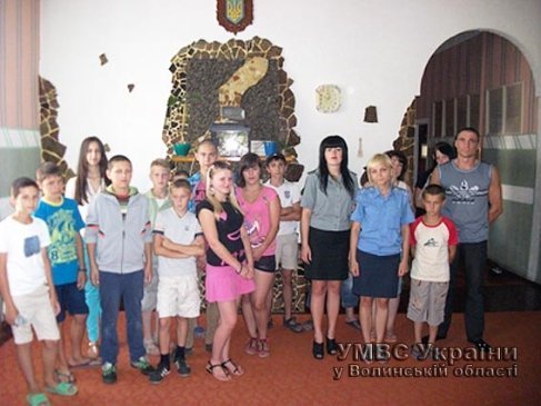 На Волині дітей привезли в слідчий ізолятор «для профілактики». ФОТО