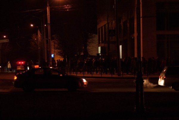 Фото нічного бунту в Луцьку