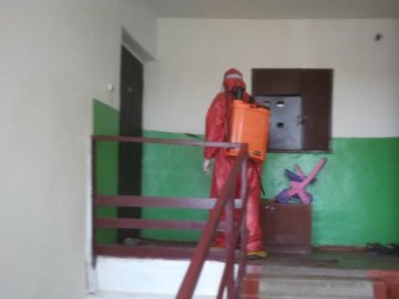 У селищі на Волині продезінфікували будинки. ФОТО