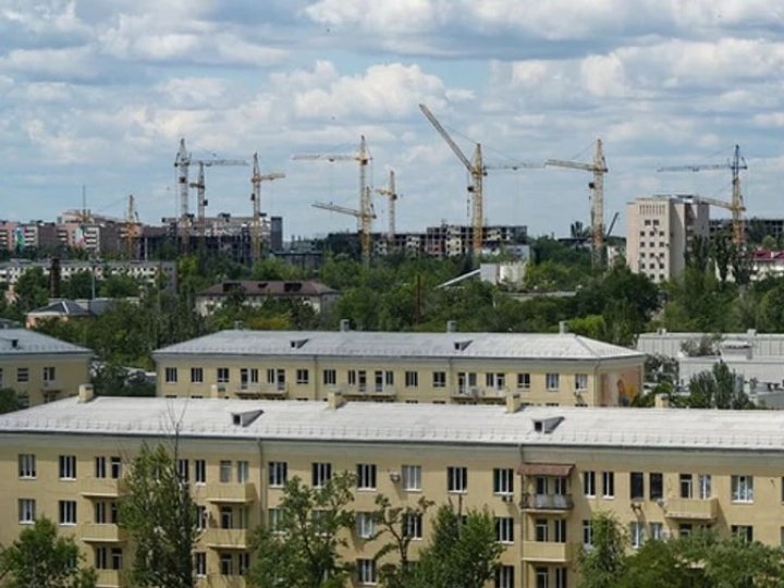 Росія хоче відправити на окуповані території України понад 100 тисяч росіян, – ЗМІ