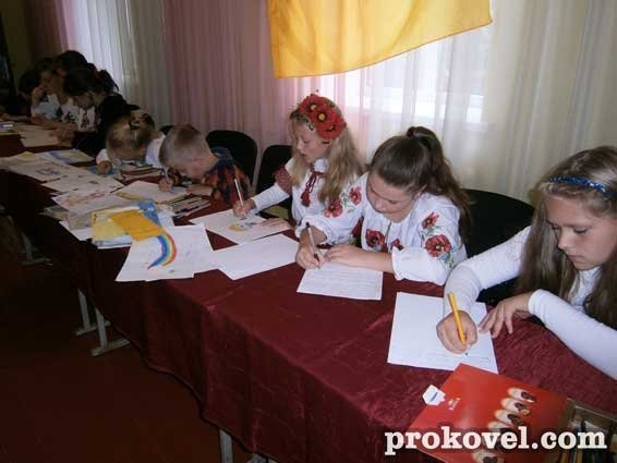 Маленькі ковельчани писали листи бійцям 51-ої бригади. ФОТО