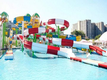 У Дніпрі в аквапарку загинула дитина