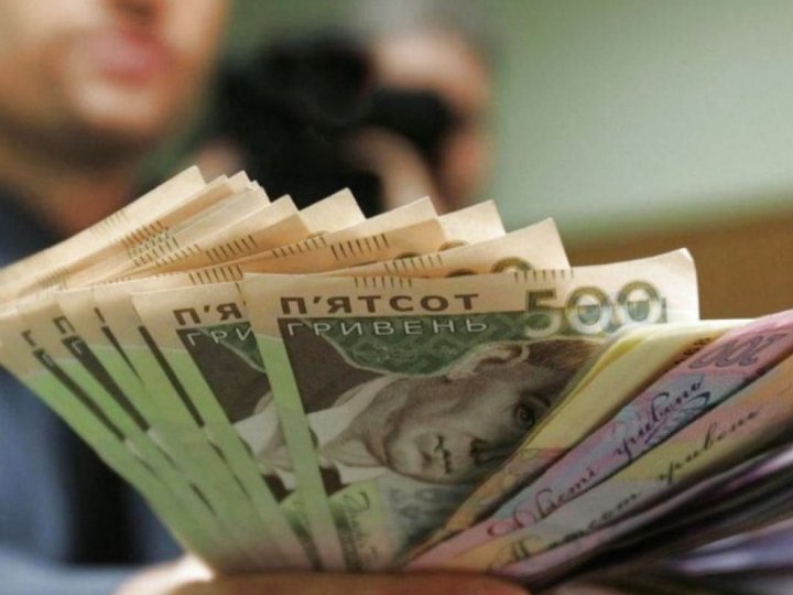 Оприлюднили розмір середньої зарплати у Луцьку