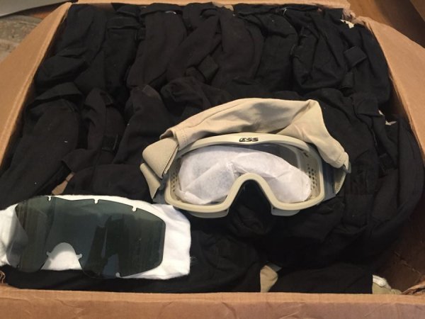 Волинські бійці отримають подарунки від канадської «хунти»