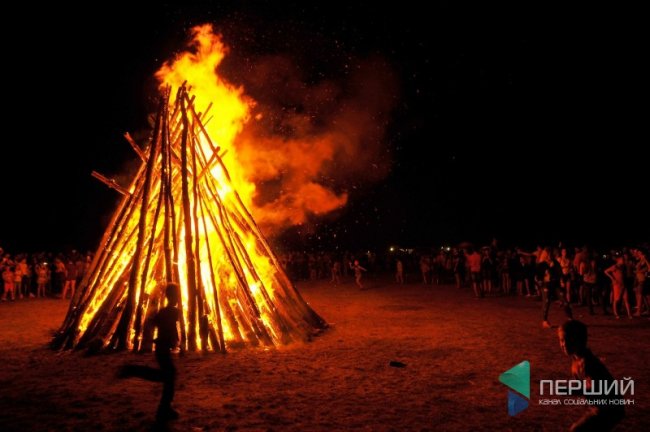 Зібров, вогнище, концерт: як у Згоранах Івана Купала святкували