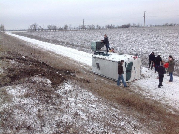 Автобус з музикантами гурту С.К.А.Й. перекинувся на дорозі.ФОТО
