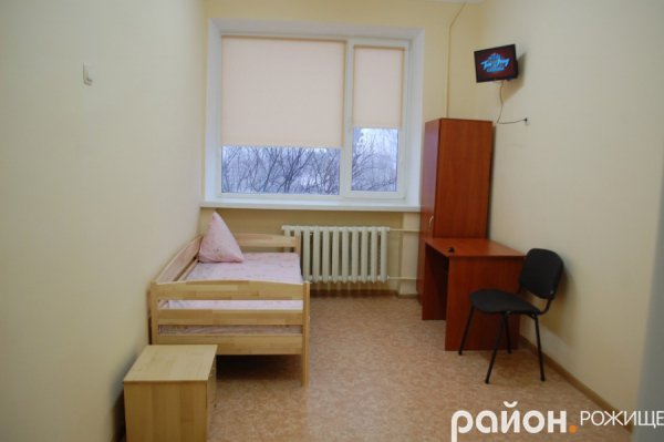 Відкрили після ремонту дитяче відділення лікарні на Волині