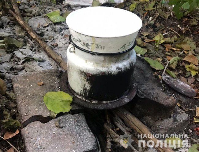 У волинянина знайшли наркотики та знаряддя для їх виготовлення. ФОТО