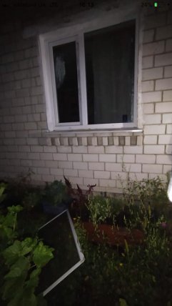 Вліз через вікно: на Волині злодій поцупив їжу і гроші з будинку. ФОТО