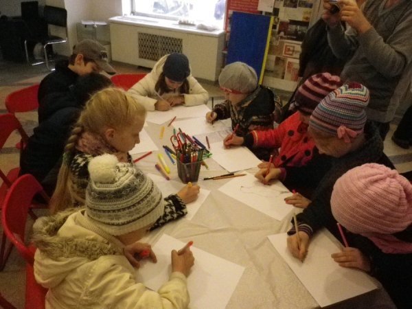 У Луцьку - виставка десятирічної художниці. ФОТО