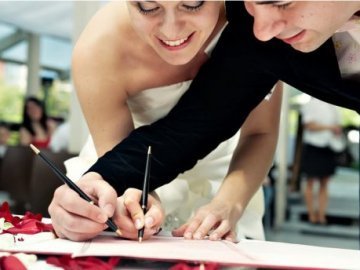 Повідомили, де в Луцьку одружуватимуть за добу