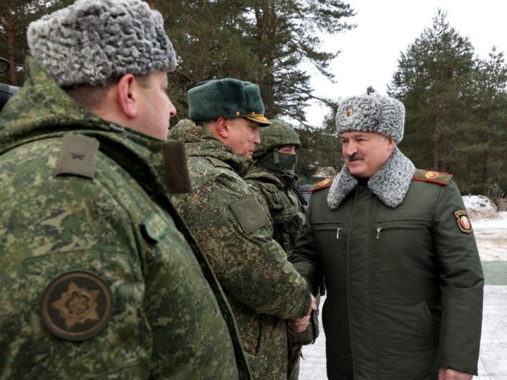 Лукашенко оголосив раптову перевірку Збройних сил Білорусі