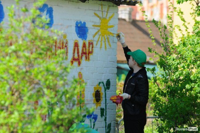 Релігійний флешмоб та масові толоки. Добрі новини Волині