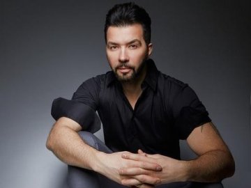 Україна внесла 5 російських зірок до «чорного списку»