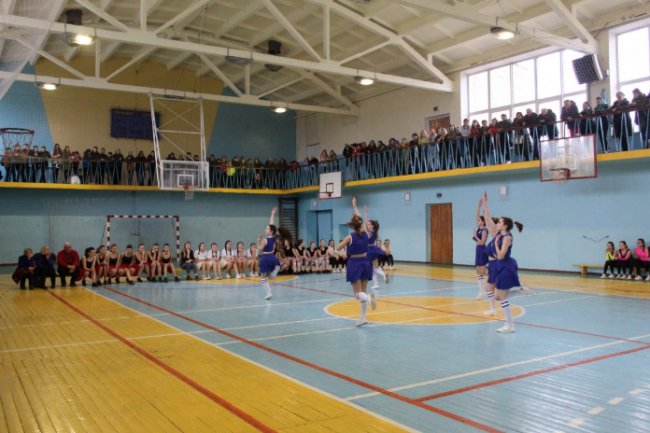 Акробатика і гнучкість: на Волині обрали кращих черлідерок. ФОТО